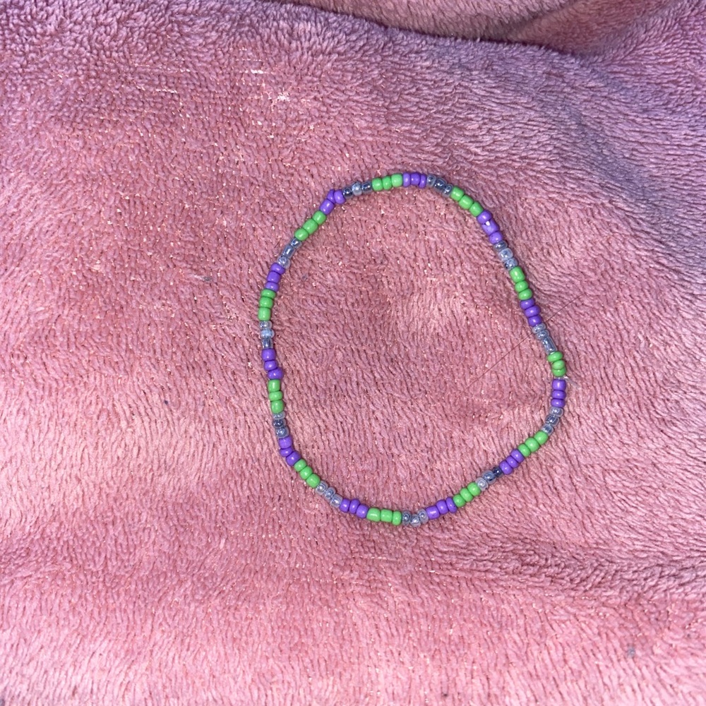 3 for 12$ 🌸 Hocus Pocus themed bracelet stack - Picture 5 of 9